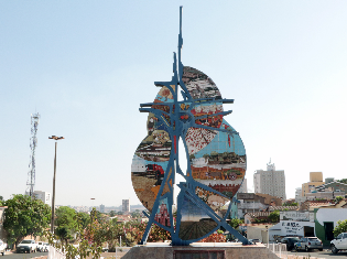 MONUMENTO AO DESENVOLVIMENTO DE RIO VERDE